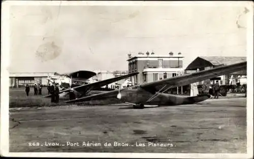 Ak Lyon Rhône, Bron Air Port, Les Planeurs, Segelflugzeug, Flughafen