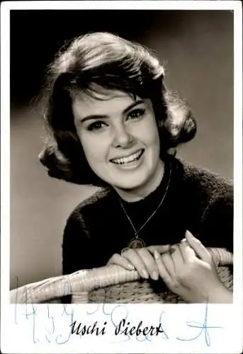 Ak Schauspielerin Uschi Siebert, Portrait, Autogramm