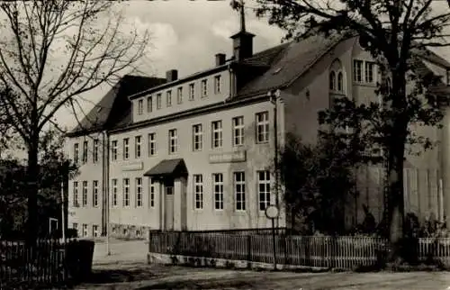 Ak Niederbobritzsch Bobritzsch im Erzgebirge, Schule