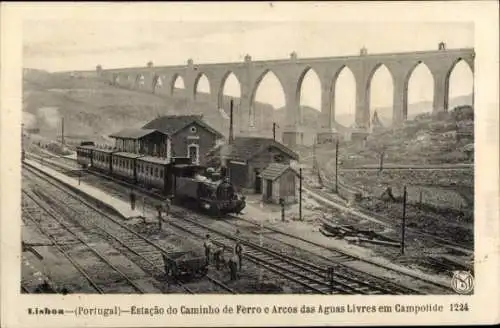 Ak Campolide Portugal, Bahnhof, Gleisseite, Dampflok, Viadukt