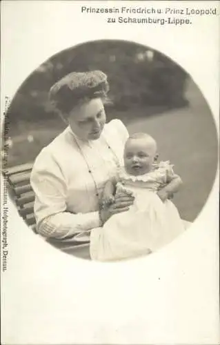 Ak Prinzessin Friedrich und Prinz Leopold zu Schaumburg-Lippe, Antoinette von Anhalt