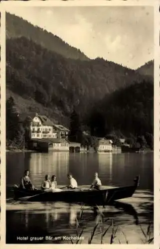 Ak Kochel am See Oberbayern, Ruderboot, Hotel grauer Bär