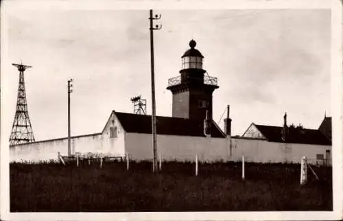 Ak Ver sur Mer Calvados, Phare ou fut reconforte l'aviateur Byrd et son equipage