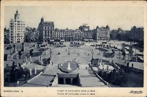 Ak Barcelona Katalonien Spanien, Plaza de Cataluna in Richtung Meer