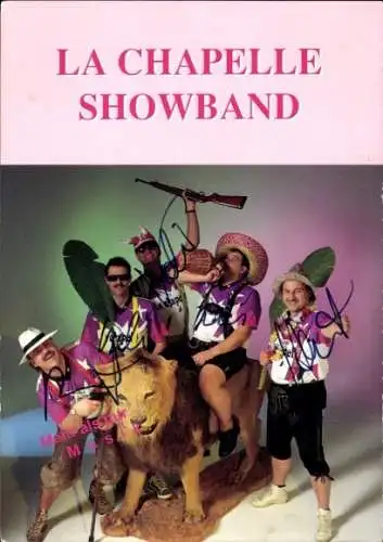 Ak Showband La Chapelle, Gruppenbild mit Löwe, Autogramm