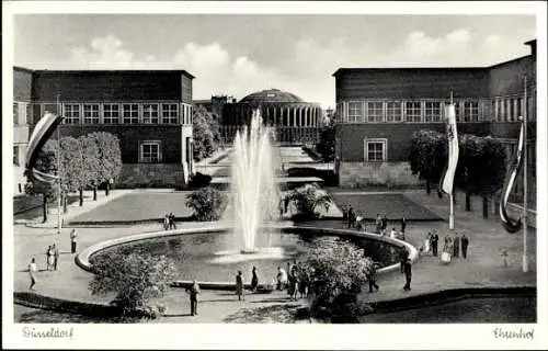 Ak Düsseldorf am Rhein, Ehrenhof