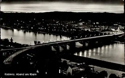 Ak Koblenz am Rhein, Brücke, Abendbeleuchtung