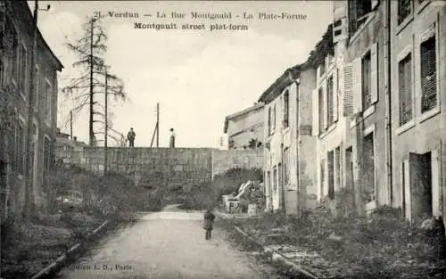 Ak Verdun Meuse, Rue Montgauld