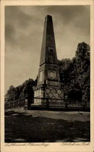 Ak Rheinsberg in der Mark, Obelisk, Park