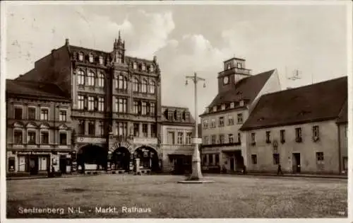 Ak Senftenberg in der Niederlausitz, Markt, Rathaus