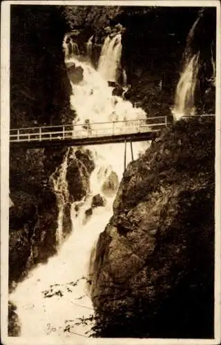 Ak Japan, Wasserfall, Brücke