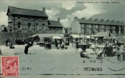 Ak Swansea Wales, Strandpartie mit Trafalgar Terasse