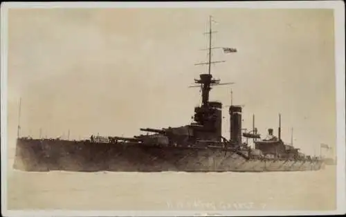 Foto Ak Britisches Kriegsschiff, HMS King George V