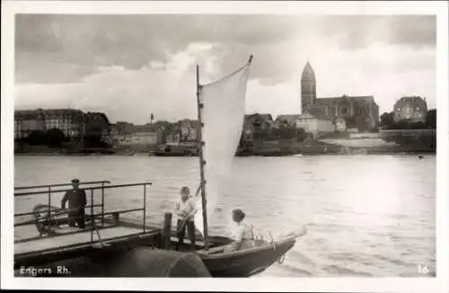 Ak Engers Neuwied am Rhein, Teilansicht, Kirche, Boot am Steg