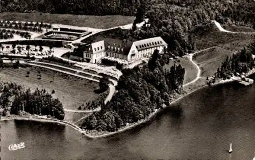 Ak Meschede im Sauerland, Hennesee, Hotel, Fliegeraufnahme