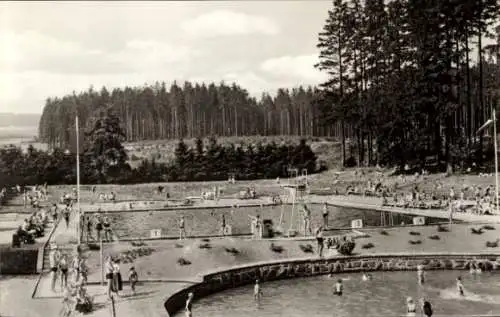 Ak Finsterbergen Friedrichroda im Thüringer Wald, Schwimmbad