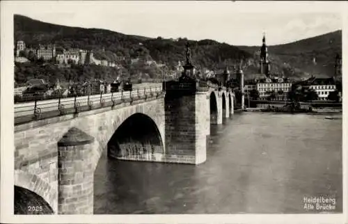 Ak Heidelberg am Neckar, Alte Brücke, Kirchturm