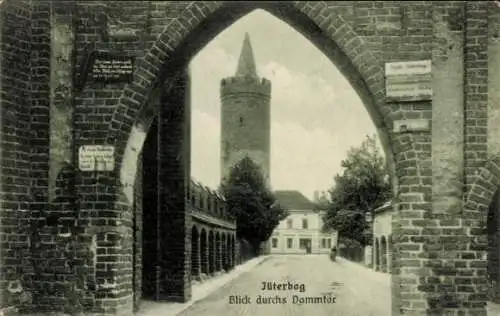 Ak Jüterbog in Brandenburg, Blick durchs Dammtor