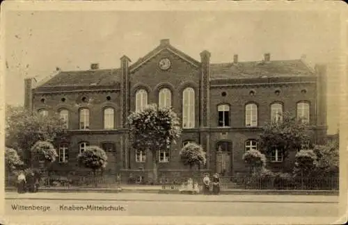 Ak Wittenberge an der Elbe Prignitz, Knaben-Mittelschule