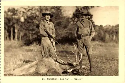 Ak Afrika, Jäger mit erlegtem Hirsch, Jagd