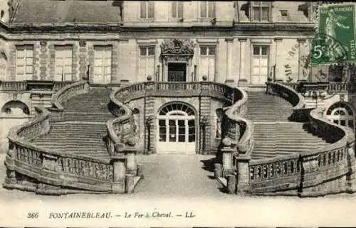 Set von 41 Ak Fontainebleau Seine et Marne