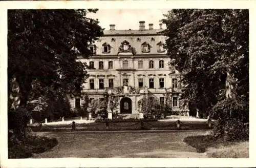 Ak Altdöbern in der Niederlausitz, Schloss