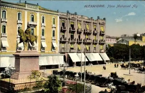 Ak Alexandria Ägypten, Place Mohamed Aly, Reiterstandbild, Kutschen