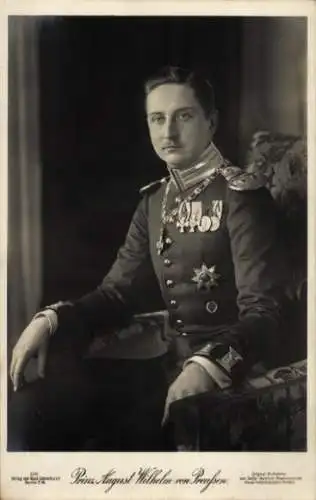 Ak August Wilhelm Prinz von Preußen, Portrait, Uniform, Orden, Liersch 3351