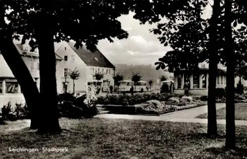 Ak Leichlingen im Rheinland, Stadtpark, Teilansicht