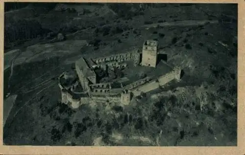 Ak Schesslitz Scheßlitz in Oberfranken, Giechburg, Schlossruine Giech, Fliegeraufnahme