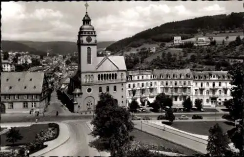 Ak Bad Schwalbach im Taunus, Teilansicht, Kirche