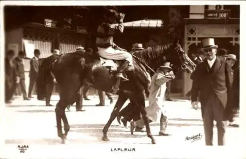 Ak Jockey auf einem Rennpferd, Lafleur