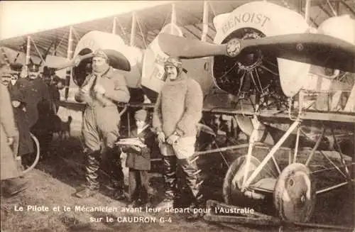 Ak Le Pilote et le Mecanicien avant leur depart pour l'Australie sur le Caudron G-4