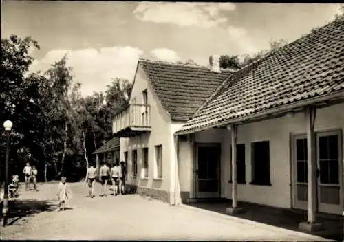 Ak Meuselwitz in Thüringen, Gaststätte am Hainbergsee, Badegäste