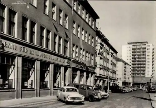 Ak Karl Marx Stadt Chemnitz in Sachsen, Innere Klosterstraße, Autos, Bank für Handwerk und Gewerbe