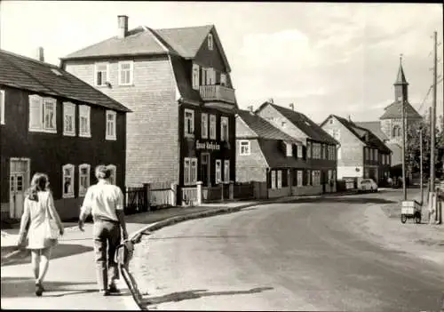 Ak Neustadt am Rennsteig Großbreitenbach in Thüringen, Rennsteigstraße