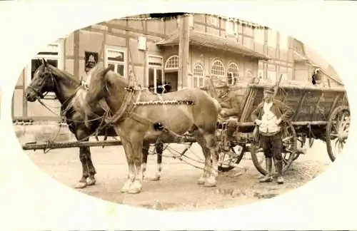 Foto Ak Sickte in Niedersachsen, Pferdefuhrwerk, Reklame Feldschlösschen Bier