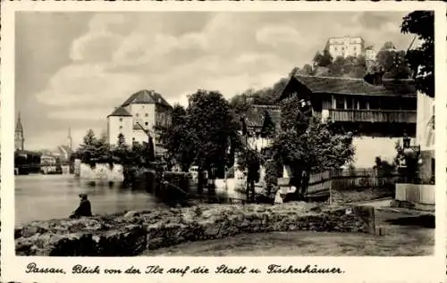 Ak Passau in Niederbayern, Blick von der Ilz auf die Stadt, alte Fischerhäuser