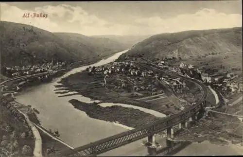 Ak Bullay an der Mosel, Alf, Panorama, Brücke