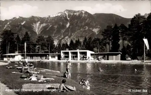 Ak Oberau in Oberbayern, Partie im Alpenbad, Blick gegen Estergebirge