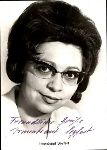 Ak Schauspielerin Irmentraud Seyfert, Portrait, Autogramm