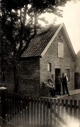 Foto Ak Rüstringen Wilhelmshaven, Gehöft, Familie