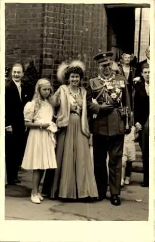 Foto Ak König und Königin von Griechenland, Prinzessin Sophia, Prinzenhochzeit