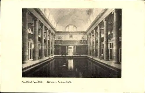 Ak Berlin Neukölln, Stadtbad, Männerschwimmhalle