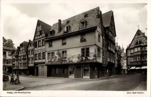 Ak Mainz in Rheinland Pfalz, Am Kirschgarten, Straßenpartie, Wandgemälde