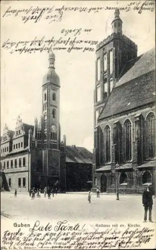 Ak Guben in der Niederlausitz, Rathaus mit evangelischer Kirche