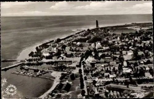 Ak Ostseebad Laboe, Marine Ehrenmal, Fliegeraufnahme, Gesamtansicht