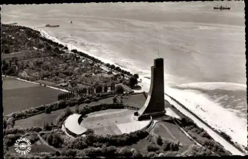 Ak Ostseebad Laboe, Marine Ehrenmal, Fliegeraufnahme