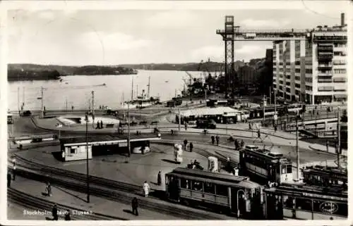 Ak Stockholm Schweden, Straßenbahnen, Haltestelle