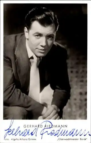 Ak Schauspieler Gerhard Riedmann, Portrait, Autogramm, Krawatte, Oberwachtmeister Borck